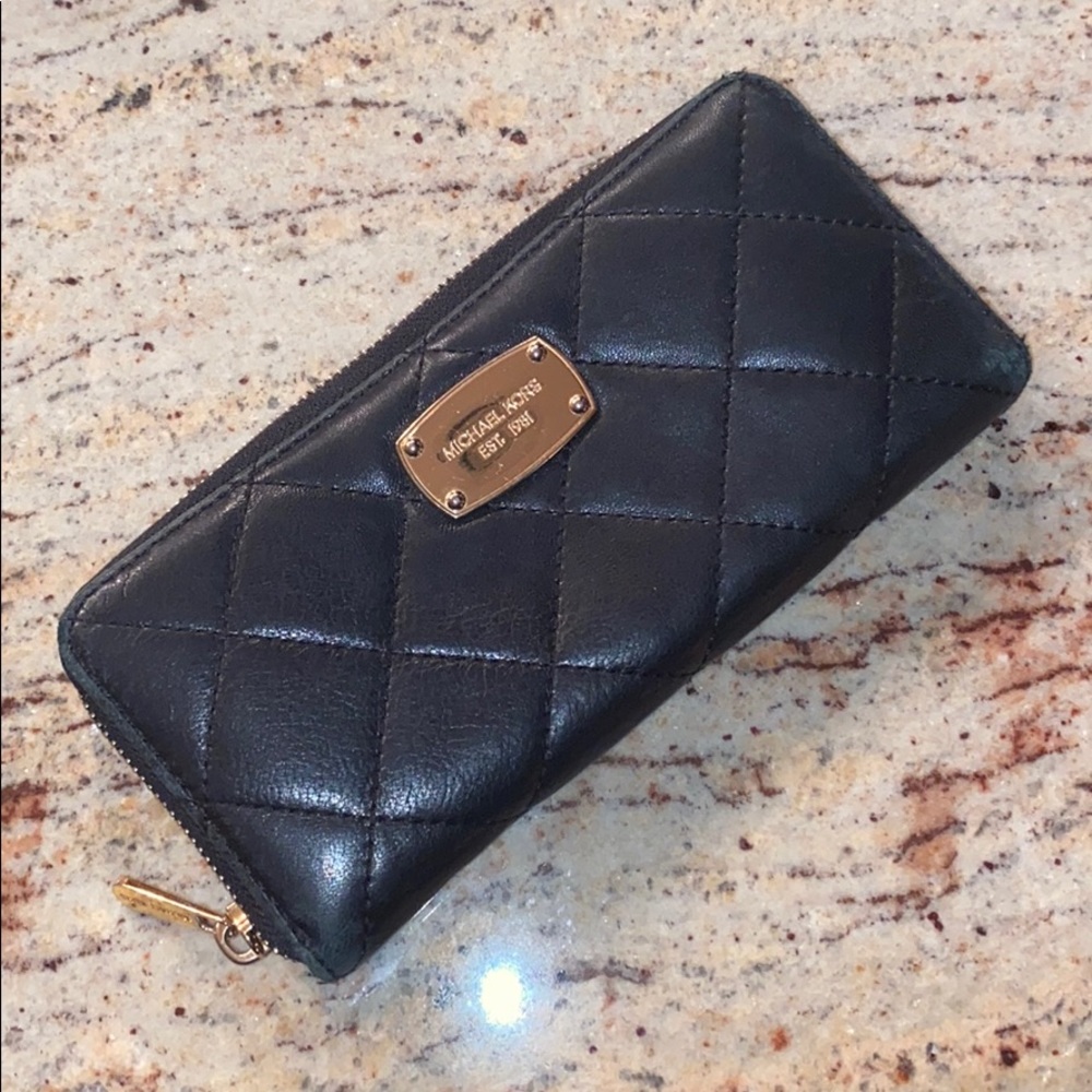 MICHAEL KORS Quilted Leather Wallet
